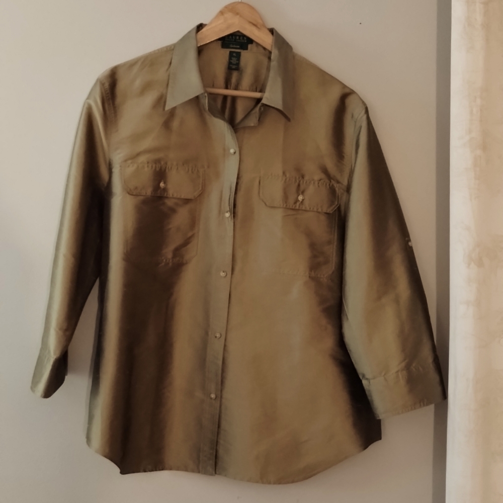Gold top in size XL